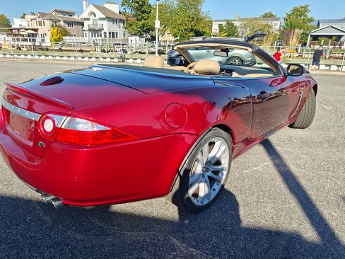Used 2008 Jaguar XKR R image 28