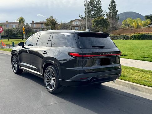 Used 2024 Lexus TX 350 AWD w/ Technology Package image 2