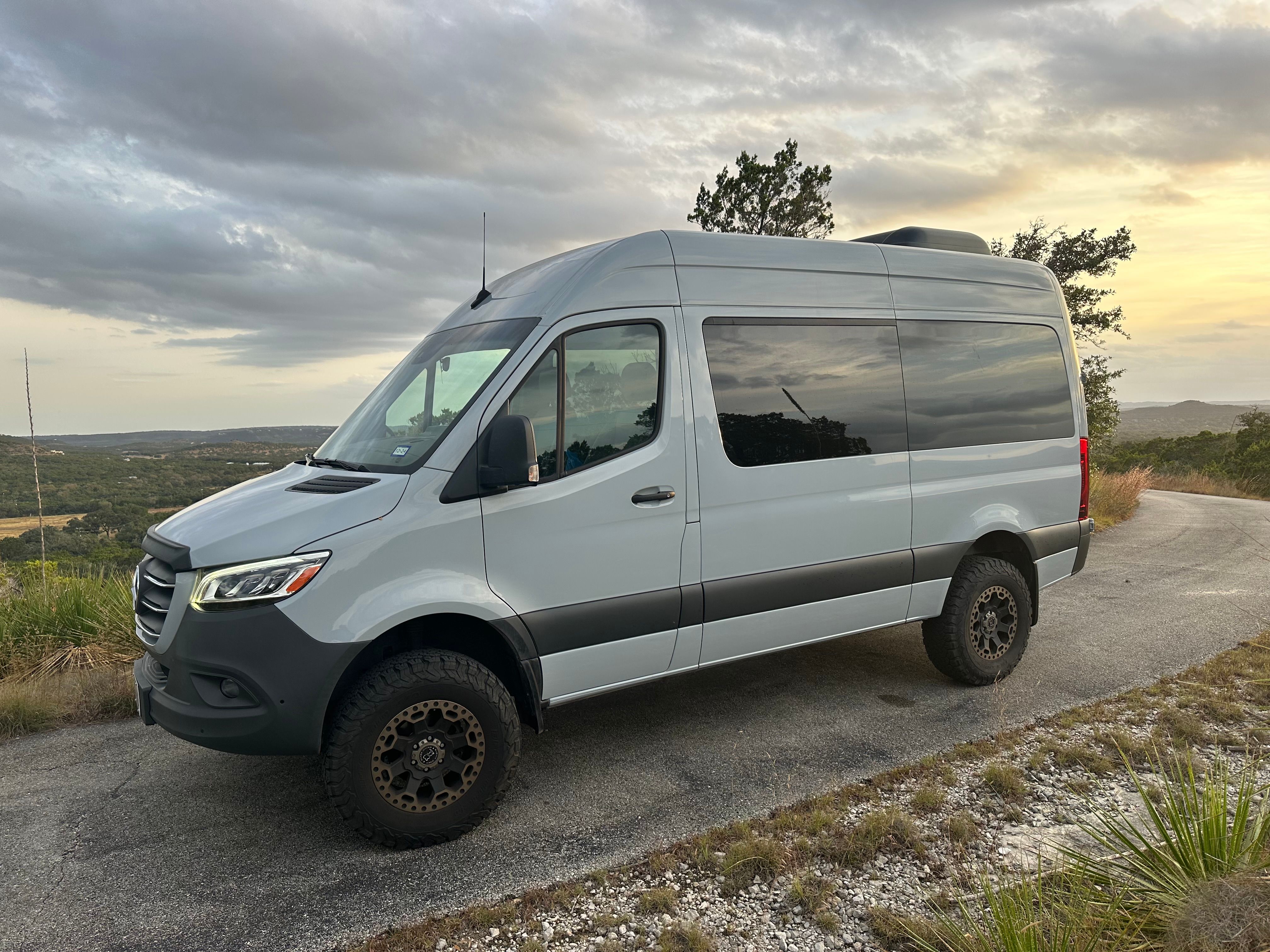 Used 2022 Mercedes-Benz Sprinter 2500 image 10