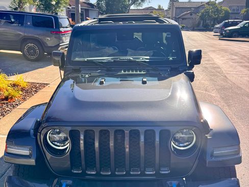 Used 2021 Jeep Wrangler Unlimited Sahara image 14