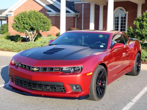 Used 2014 Chevrolet Camaro SS w/ SS Performance Package RWD image 1