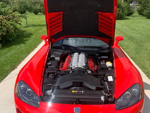 Used 2004 Dodge Viper SRT-10 RWD image 6