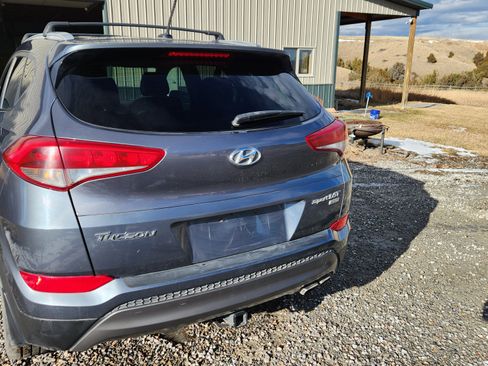 Used 2016 Hyundai Tucson Sport image 4