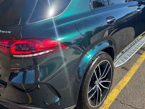 Used 2021 Mercedes-Benz GLE 580 4MATIC image 2