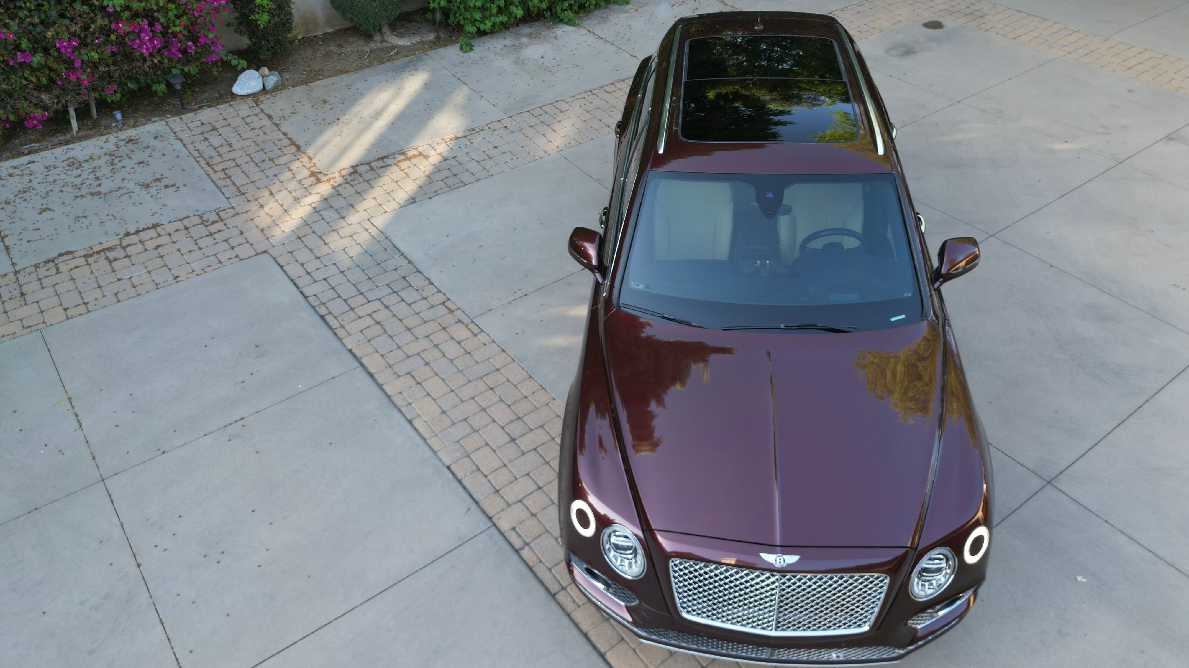 Used 2019 Bentley Bentayga AWD/4WD image 8
