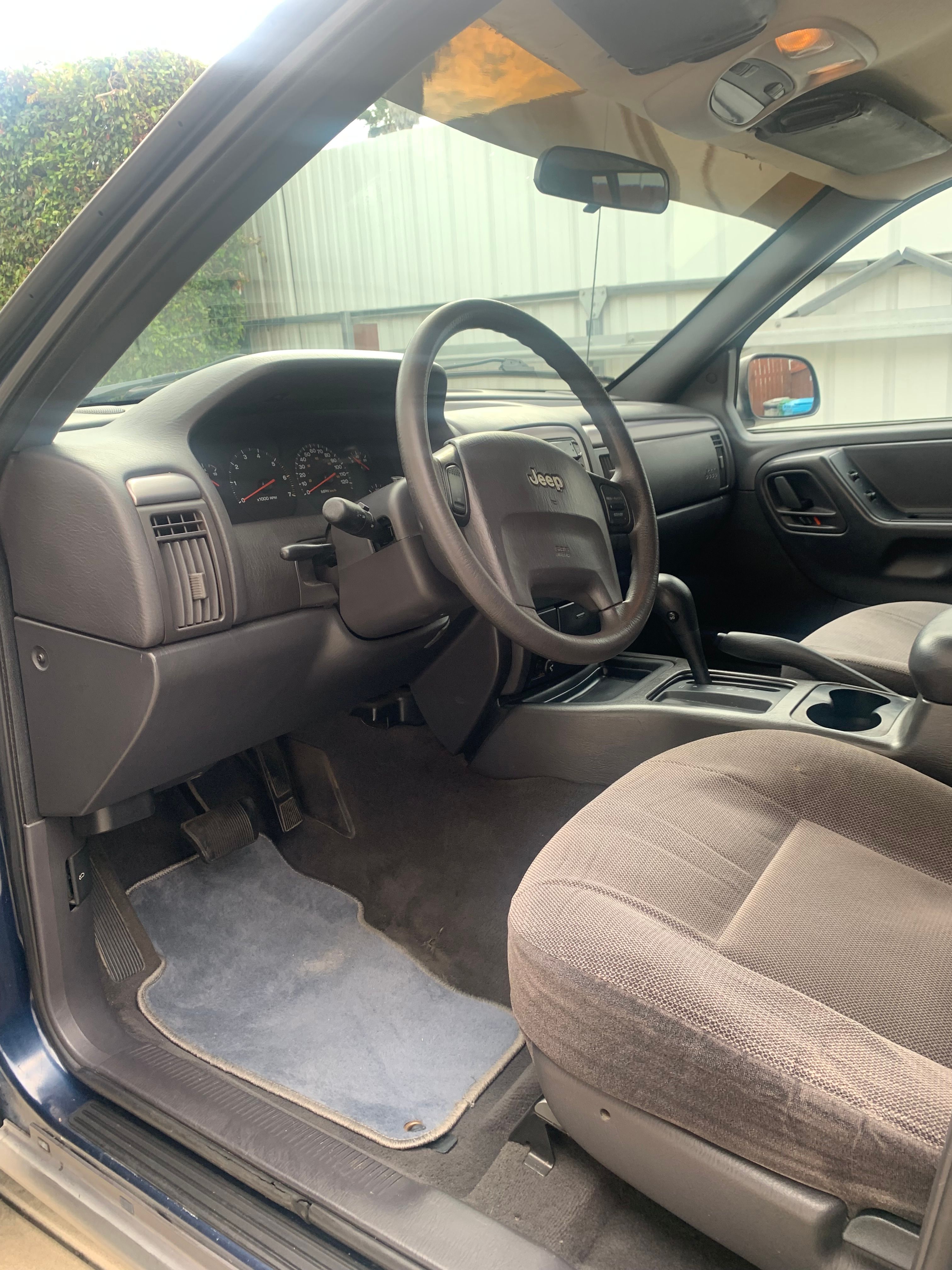 Used 2001 Jeep Grand Cherokee Laredo RWD image 10