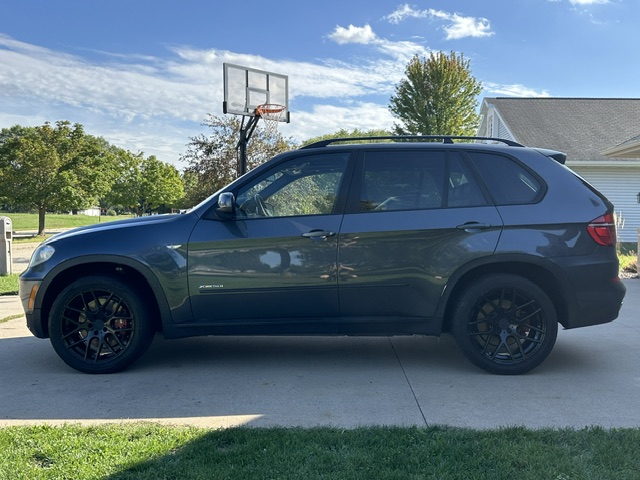 Used 2013 BMW X5 xDrive50i AWD/4WD image 9