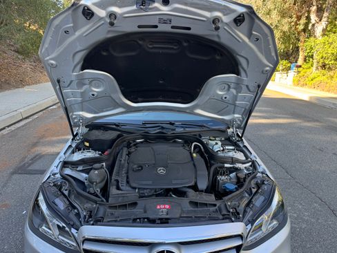 Used 2014 Mercedes-Benz E 350 Sedan image 30