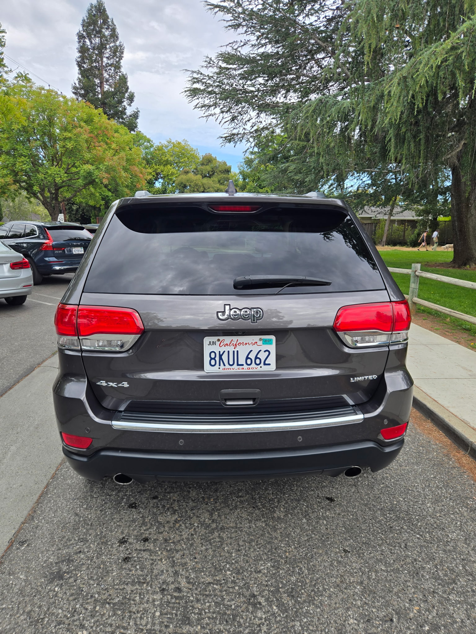 Used 2019 Jeep Grand Cherokee Limited w/ Luxury Group II AWD/4WD image 9