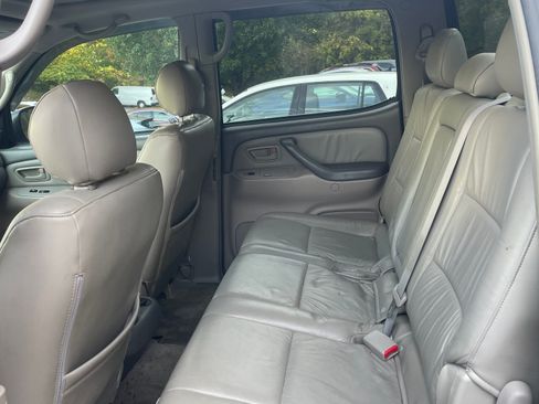 Used 2006 Toyota Tundra Darrell Waltrip Edition image 11