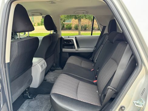 Used 2011 Toyota 4Runner SR5 AWD/4WD image 20