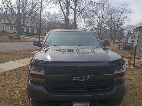 Used 2018 Chevrolet Silverado 1500 W/T w/ Special Ops Edition image 6