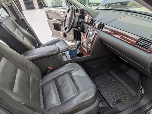 Used 2005 Ford Five Hundred Limited image 13