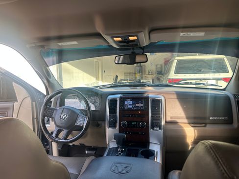 Used 2012 RAM 1500 Laramie image 13