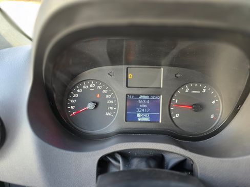 Used 2022 Mercedes-Benz Sprinter 3500 image 12