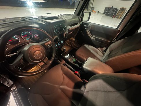 Used 2015 Jeep Wrangler Sport w/ Quick Order Package 24S image 10