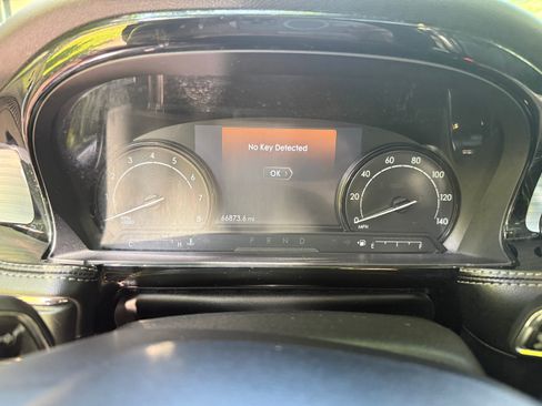 Used 2020 Lincoln Corsair AWD w/ Premium Package image 21
