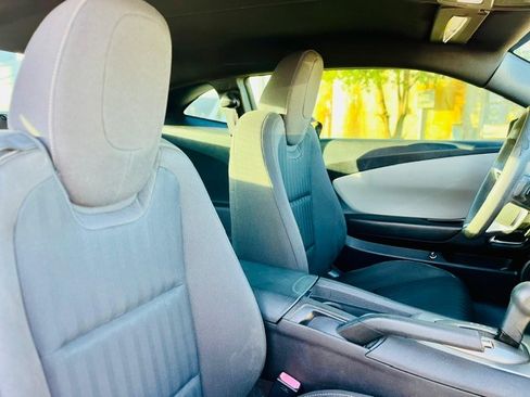 Used 2010 Chevrolet Camaro LS image 15