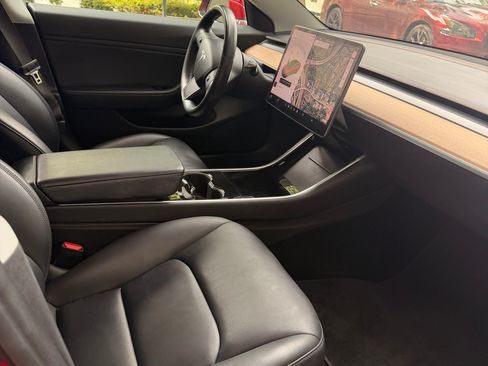 Used 2018 Tesla Model 3 Performance AWD/4WD image 11