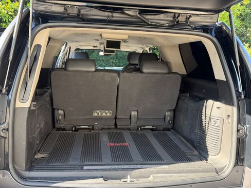 Used 2012 GMC Yukon XL Denali image 6