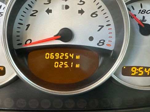 Used 2002 Porsche Boxster S image 24