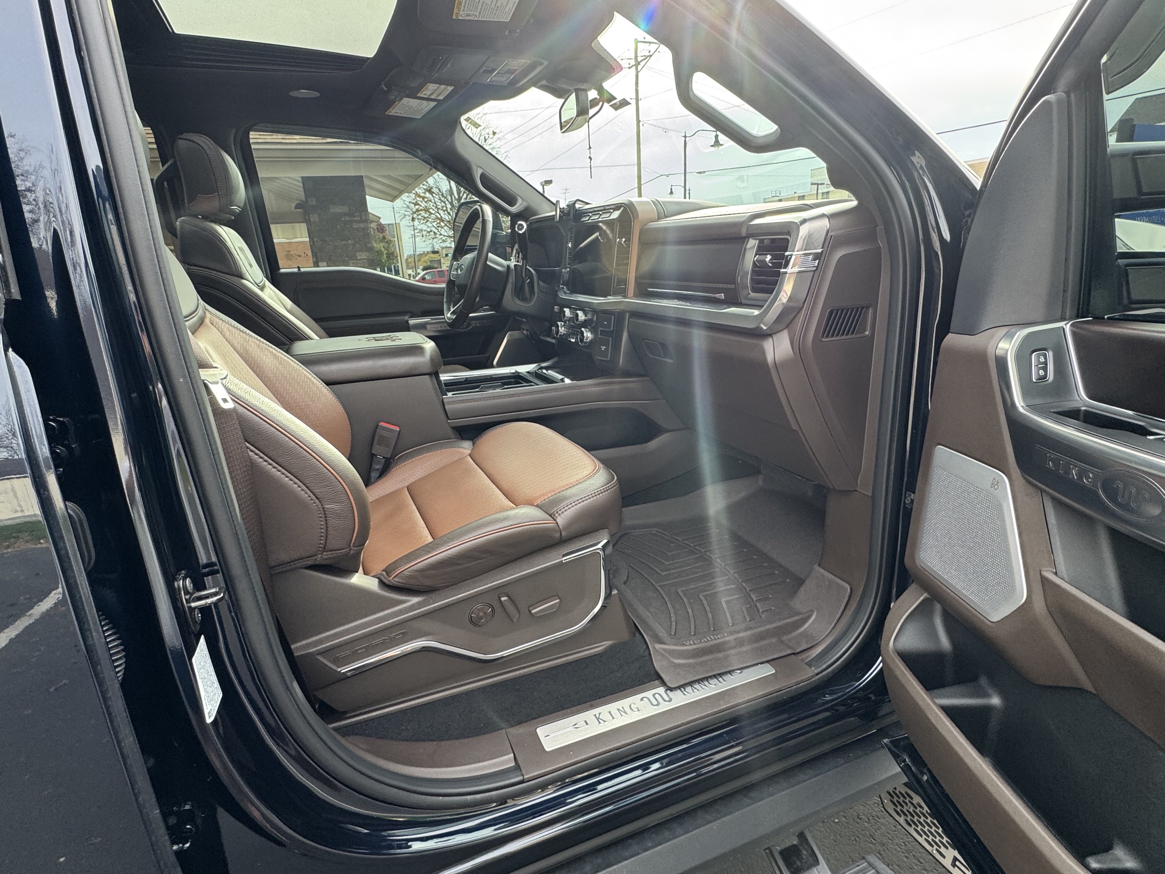Used 2024 Ford F450 King Ranch w/ FX4 Off-Road Package AWD/4WD image 20