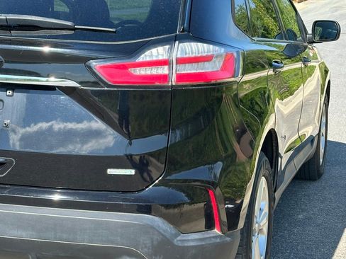 Used 2019 Ford Edge SE w/ Cargo Accessory Package FWD image 23