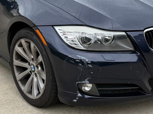 Used 2009 BMW 328i xDrive Sedan AWD/4WD image 4