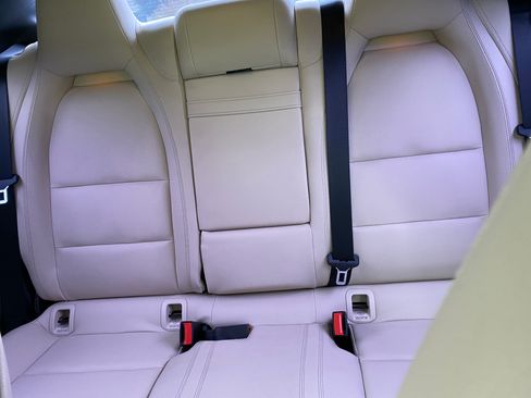 Used 2015 Mercedes-Benz CLA 250 image 13