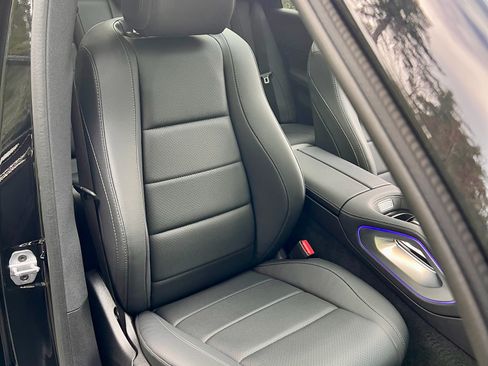 Used 2022 Mercedes-Benz GLE 450 4MATIC image 10