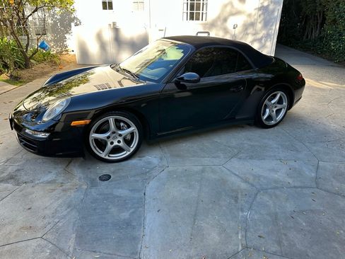 Used 2008 Porsche 911 Carrera 4 AWD/4WD image 5