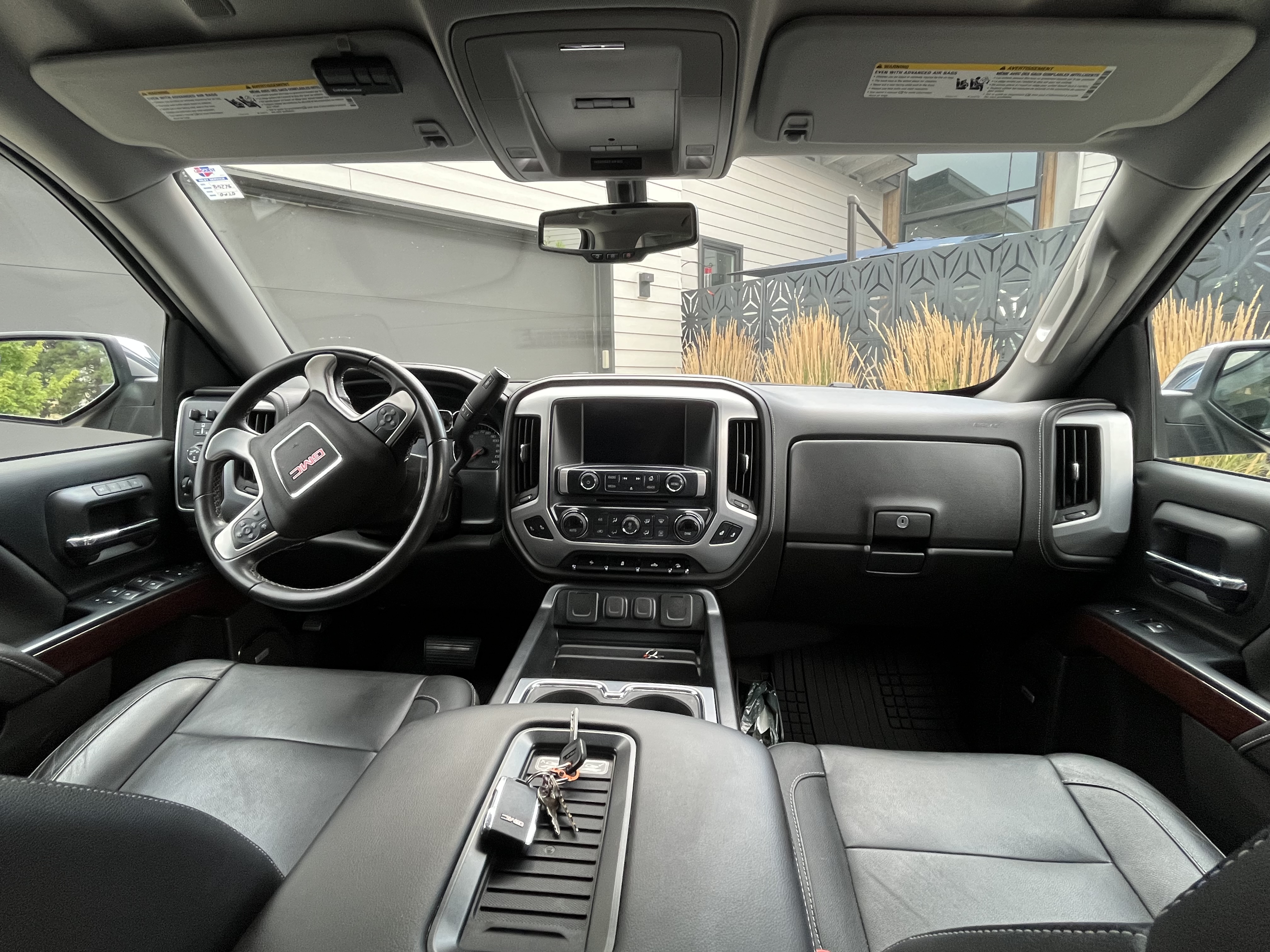 Used 2017 GMC Sierra 1500 SLT w/ SLT Premium Package AWD/4WD image 10