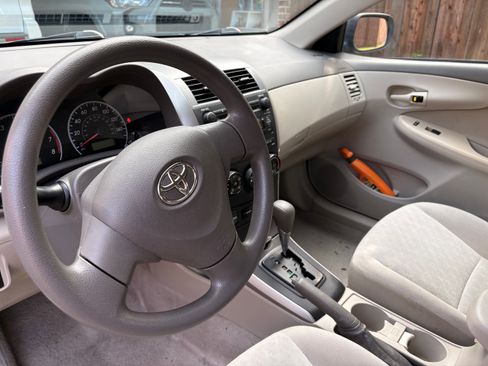 Used 2009 Toyota Corolla LE FWD image 11