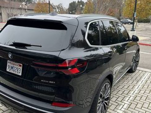 Used 2025 BMW X5 xDrive40i w/ Parking Assistance Package image 4