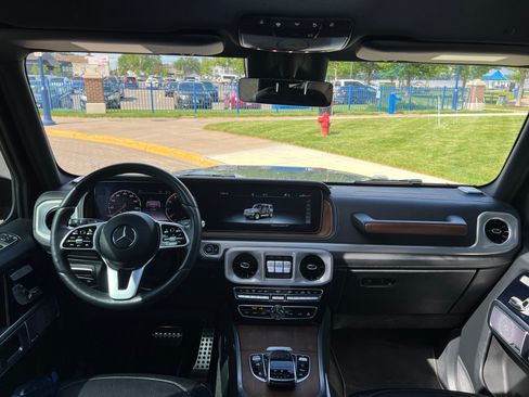 Used 2021 Mercedes-Benz G 550 image 13