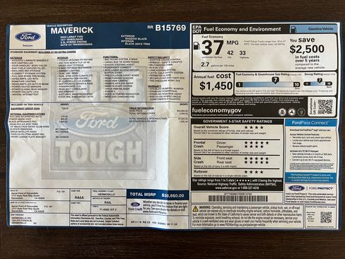 Used 2024 Ford Maverick Lariat w/ Black Appearance Package image 2