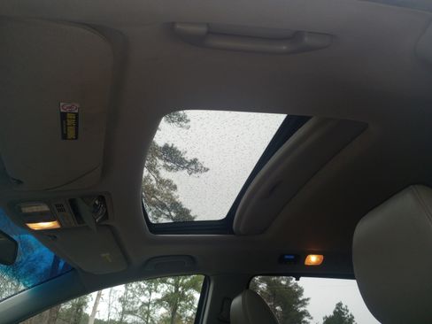 Used 2011 Honda Odyssey EX-L image 6