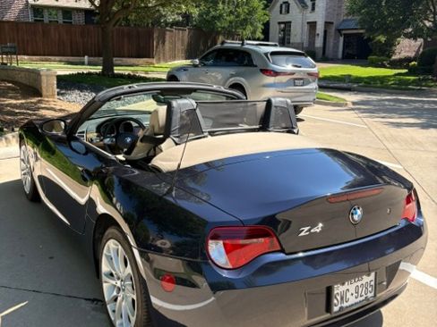 Used 2006 BMW Z4 3.0i RWD image 11