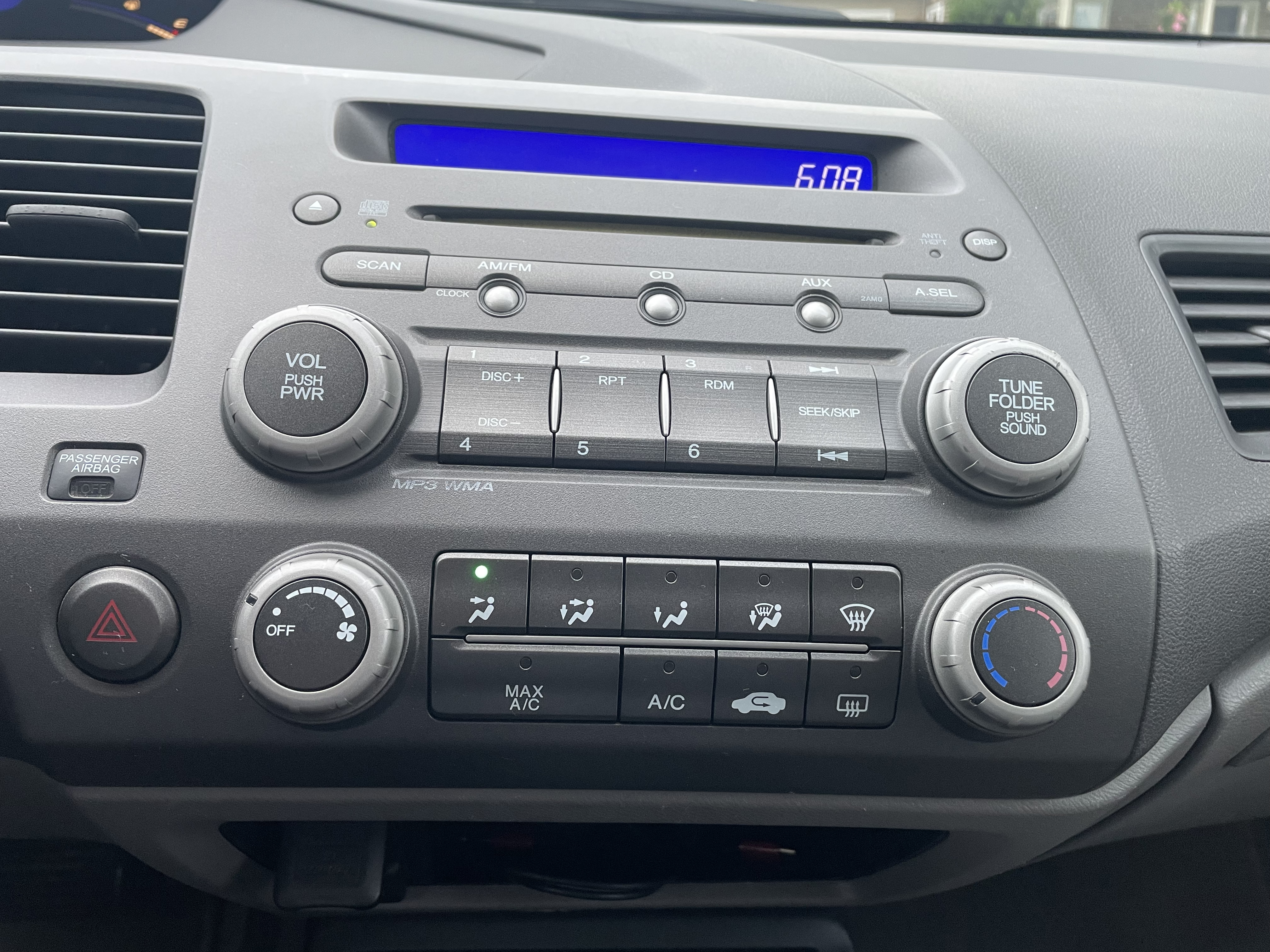 Used 2010 Honda Civic LX image 19