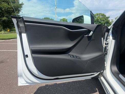 Used 2021 Tesla Model S Long Range Plus AWD/4WD image 6
