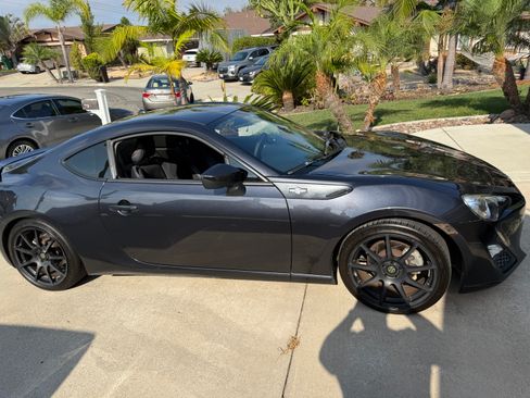 Used 2014 Scion FR-S Monogram Series RWD image 2