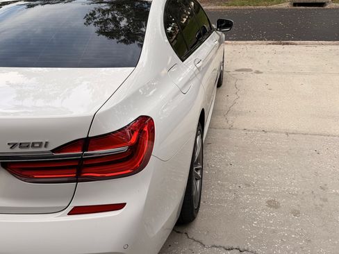 Used 2018 BMW 750i image 4