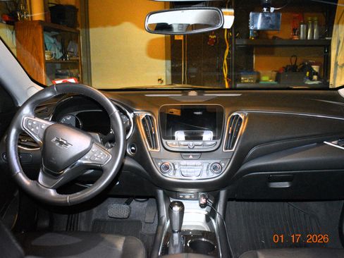 Used 2019 Chevrolet Malibu Premier image 4