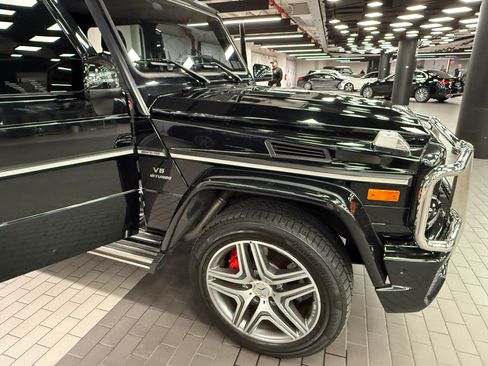 Used 2015 Mercedes-Benz G 63 AMG G 63 AMG Sport Utility 4D w/ PA6 Package image 10
