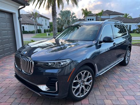 Used 2019 BMW X7 xDrive40i w/ Premium Package AWD/4WD image 1