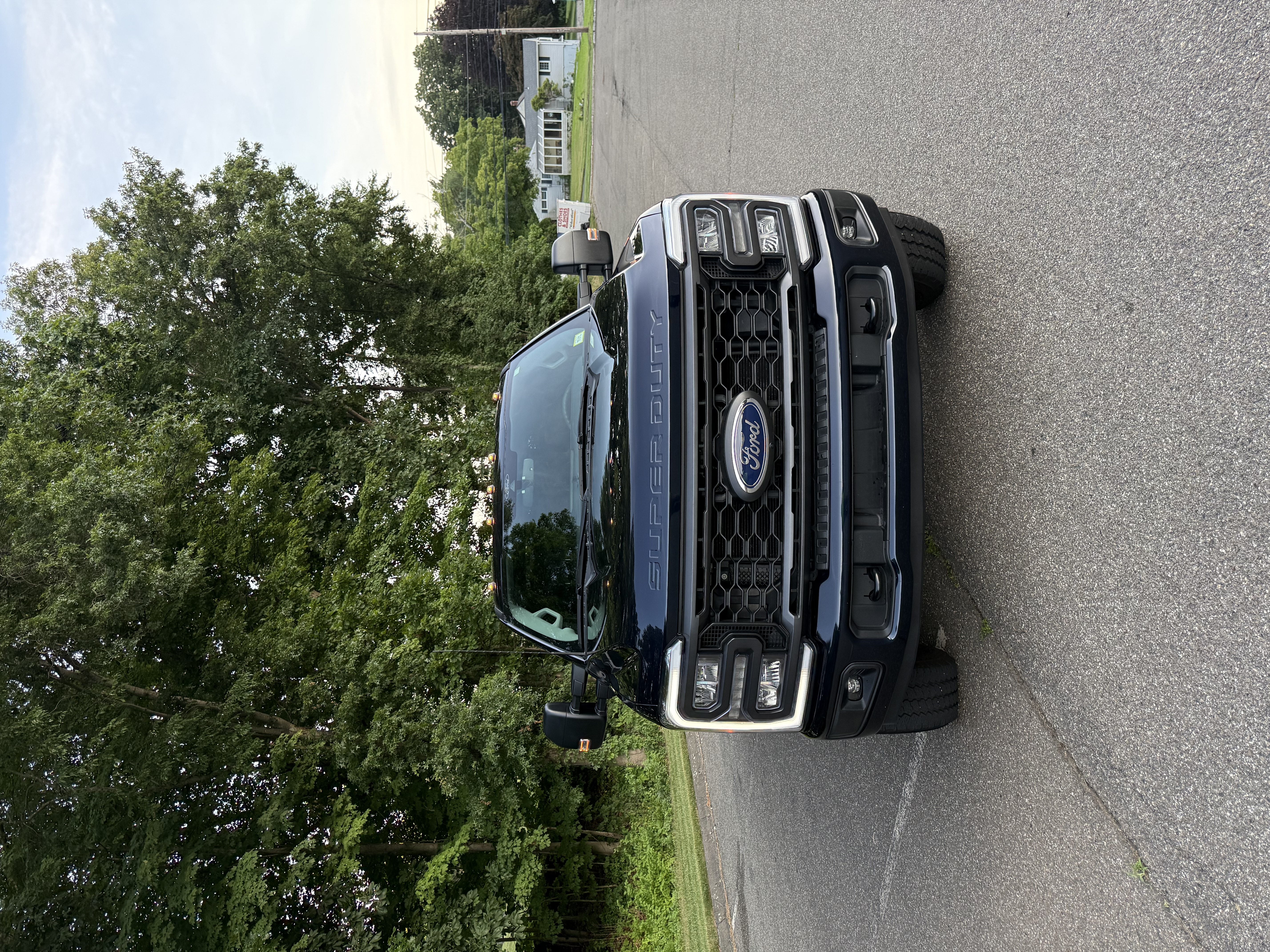 Used 2024 Ford F250 XLT w/ XLT Premium Package AWD/4WD image 2