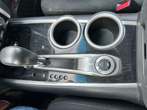 Used 2015 Nissan Pathfinder SV w/ Cargo Package image 5