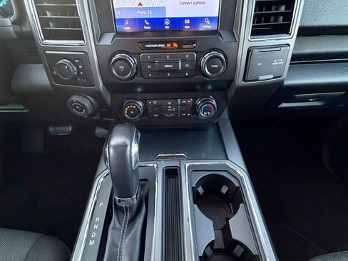 Used 2020 Ford F150 XLT w/ Equipment Group 302A Luxury AWD/4WD image 18