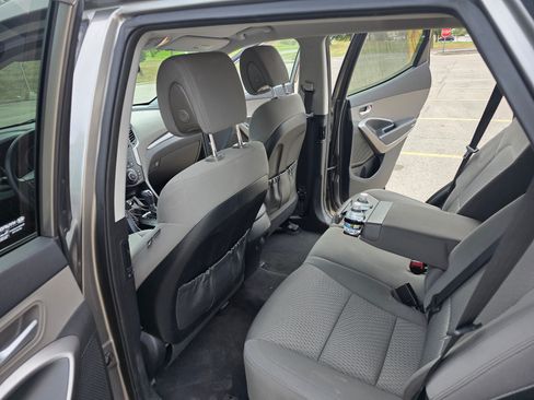 Used 2016 Hyundai Santa Fe Sport image 13