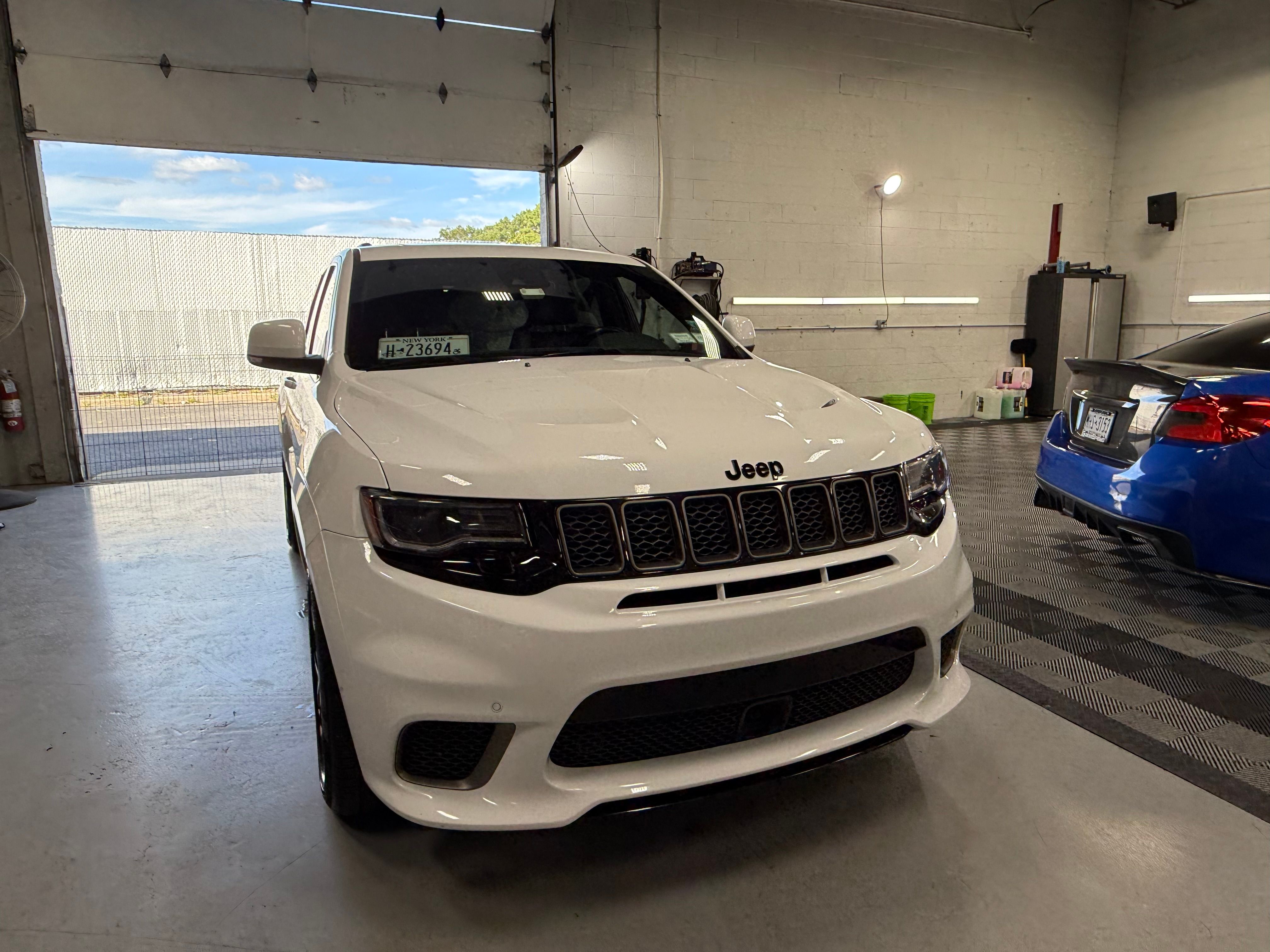 Used 2020 Jeep Grand Cherokee Trackhawk AWD/4WD image 16